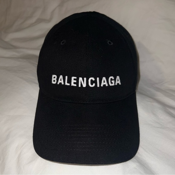 Balenciaga Cap in Black L - Picture 1 of 11